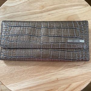 Kenneth Cole Womens wallet used